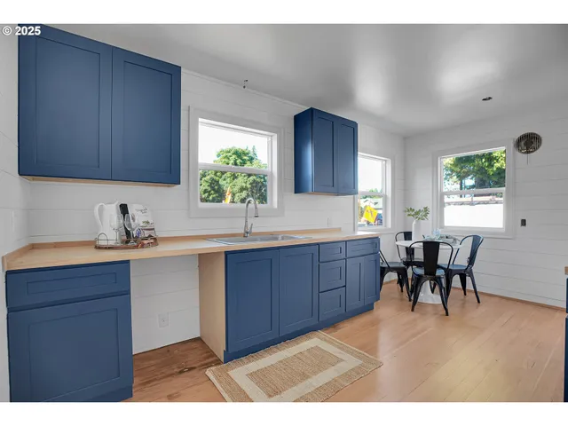 $619,000 | 574 South Ivy Street, Canby, OR 97013