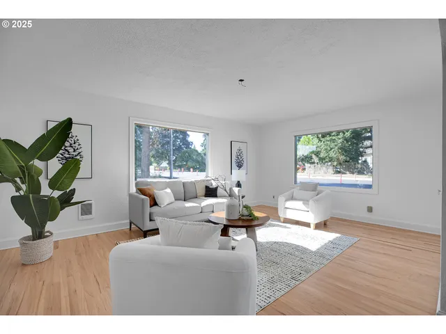 $619,000 | 574 South Ivy Street, Canby, OR 97013