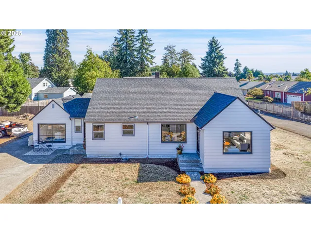 $619,000 | 574 South Ivy Street, Canby, OR 97013