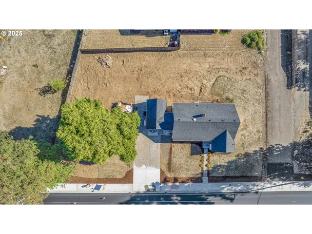 $619,000 | 574 South Ivy Street, Canby, OR 97013