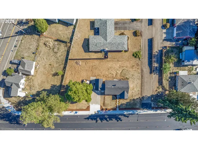 $619,000 | 574 South Ivy Street, Canby, OR 97013