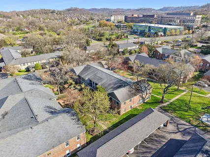 $350,000 | 5025 Hillsboro Pike, Unit 6D, Nashville, TN 37215