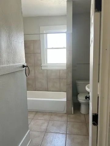 $1,200 | 1715 Gallier Street, Unit B, New Orleans, LA 70117