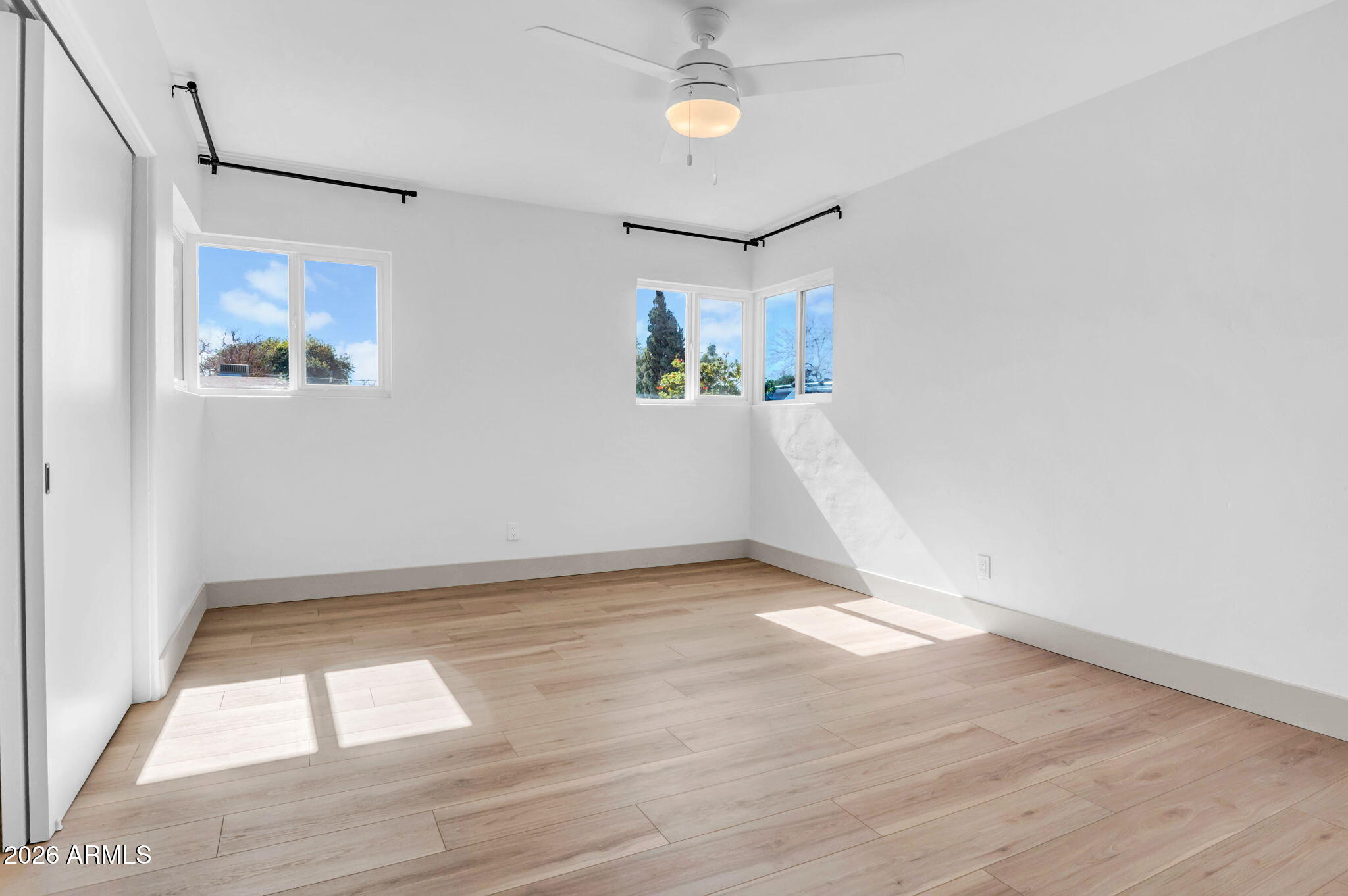 826 East Lamar Road Phoenix, AZ 85014 - Photo 14 of 19 Bedroom 3