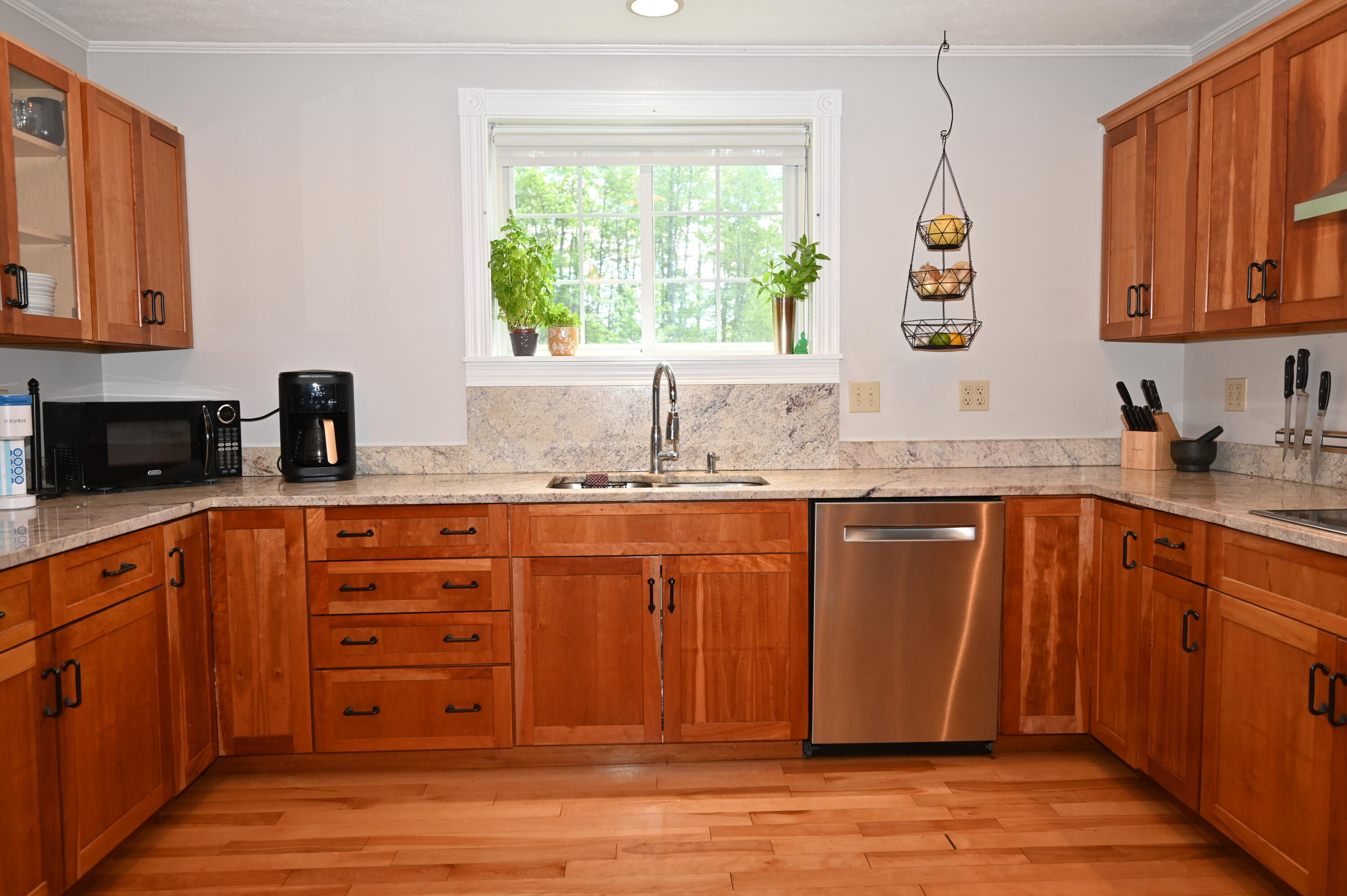 90 Lord Road Buxton, ME 04093 - Photo 21 of 50 kitchen