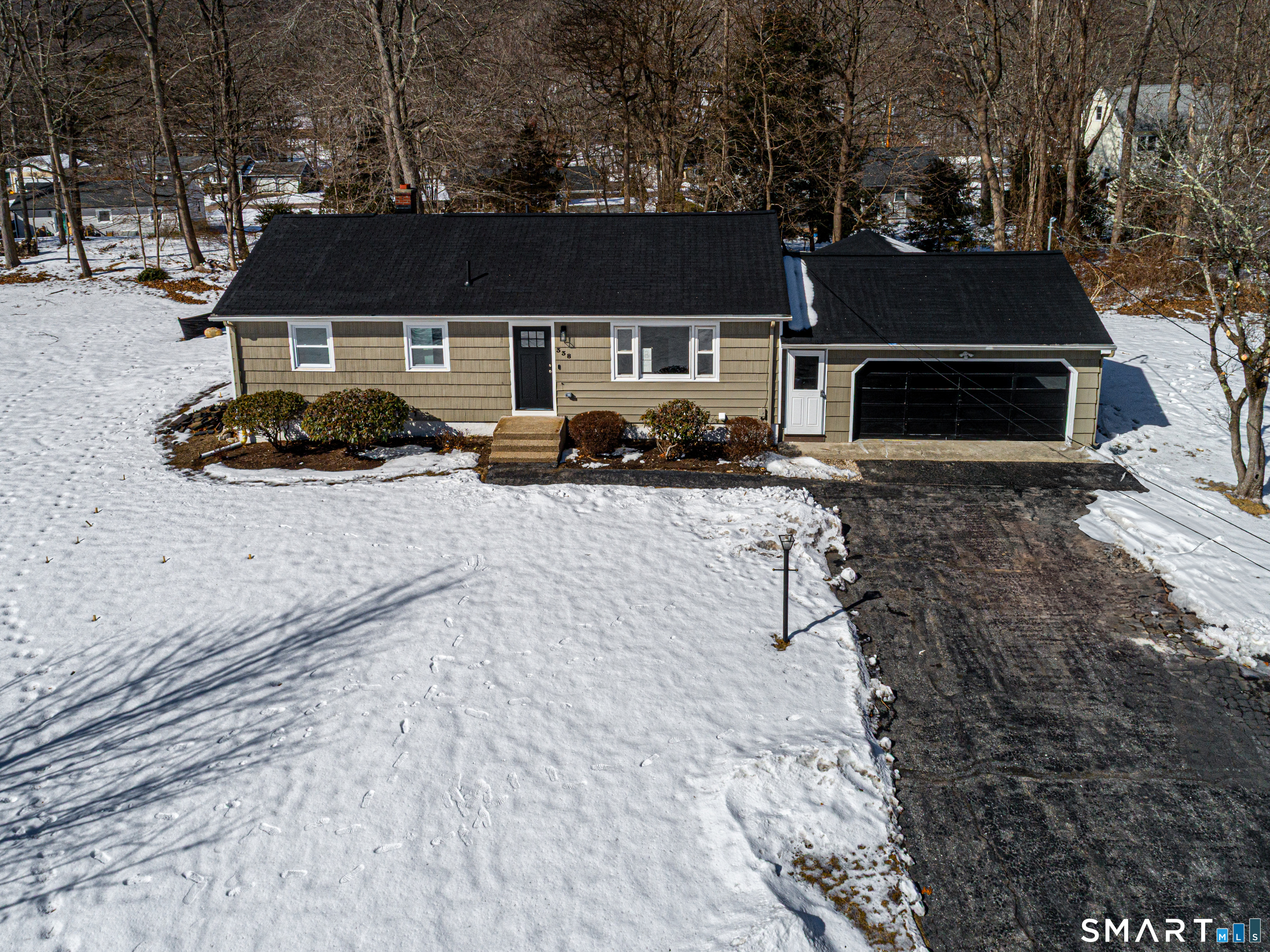 338 Stevenson Road Fairfield, CT 06825 - Photo 17 of 20