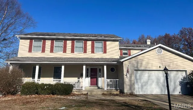 $325,000 | 5016 Southwood Drive, Godfrey, IL 62035