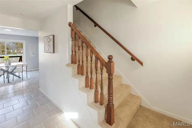 $325,000 | 5016 Southwood Drive, Godfrey, IL 62035