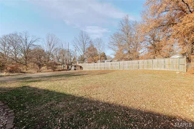 $325,000 | 5016 Southwood Drive, Godfrey, IL 62035