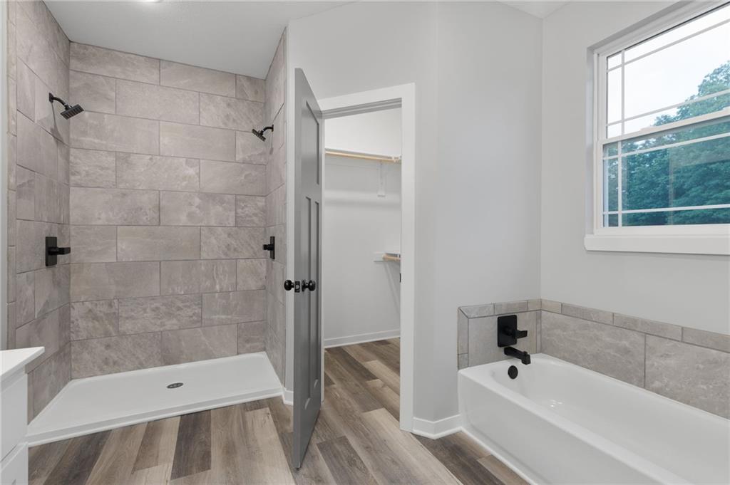 328 Northeast 51st Road Warrensburg, MO 64093 - Photo 16 of 24