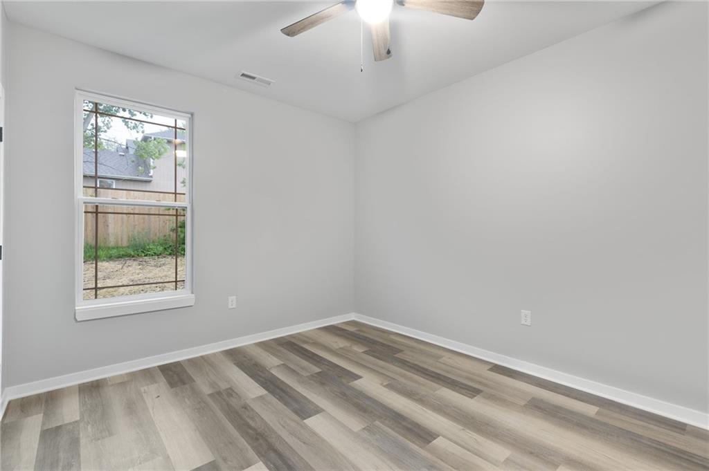 328 Northeast 51st Road Warrensburg, MO 64093 - Photo 18 of 24