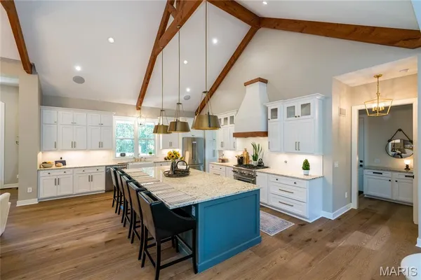 $1,475,000 | 133 Bristol Ridge Drive, Troy, MO 63379