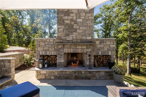 $1,475,000 | 133 Bristol Ridge Drive, Troy, MO 63379