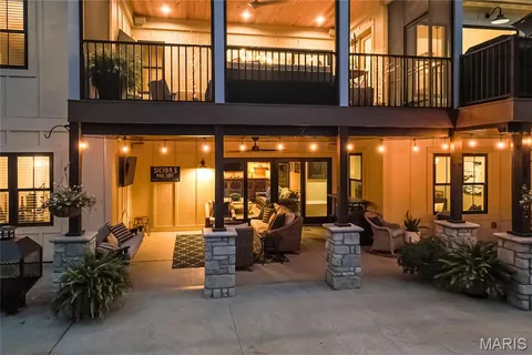 $1,475,000 | 133 Bristol Ridge Drive, Troy, MO 63379