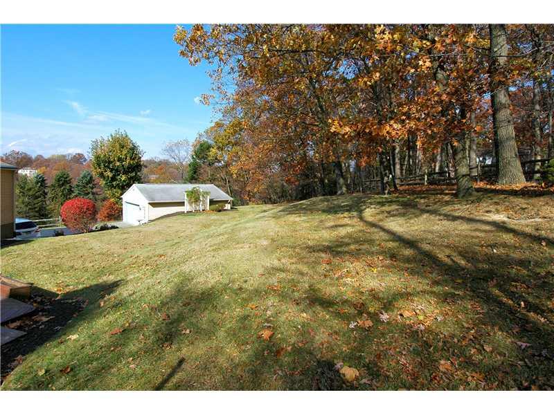1582 Bellmonte Road Franklin Park, PA 15237 - Photo 18 of 20 Yard/Garden.