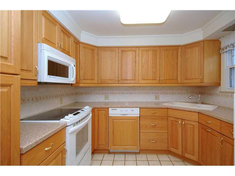 1582 Bellmonte Road Franklin Park, PA 15237 - Photo 6 of 20 Kitchen. Light and bright, updated kitchen!