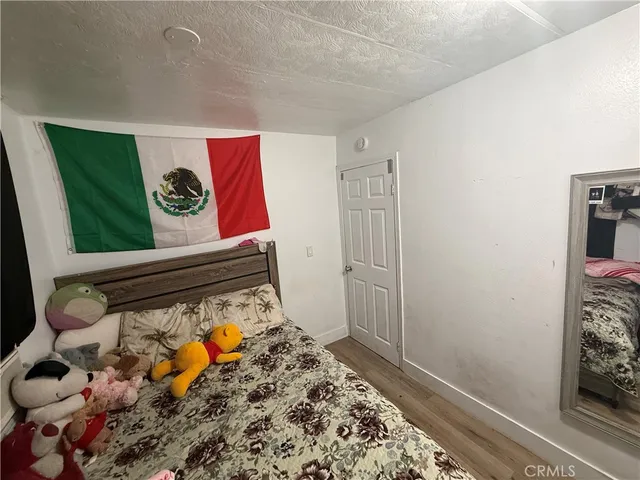 $250,000 | 227 Palos Verdes Drive, Santa Ana, CA 92704