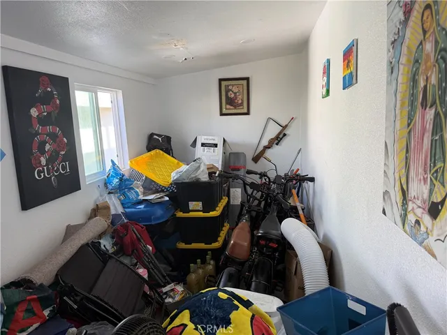 $250,000 | 227 Palos Verdes Drive, Santa Ana, CA 92704