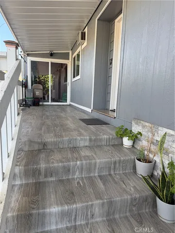 $250,000 | 227 Palos Verdes Drive, Santa Ana, CA 92704