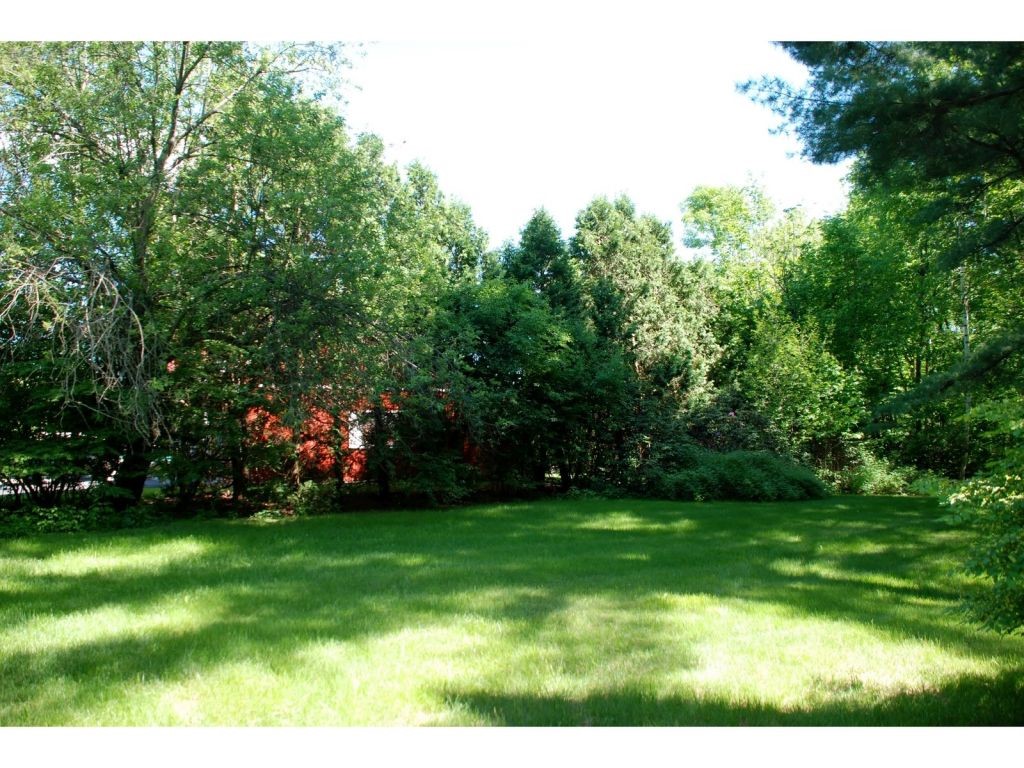 187 Woodbine Road Shelburne, VT 05482 - Photo 27 of 36 Gallery Image 27