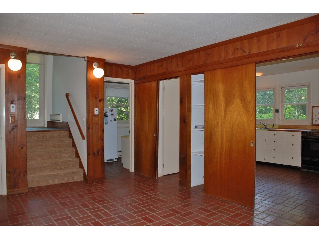 187 Woodbine Road Shelburne, VT 05482 - Photo 7 of 36 Gallery Image 7