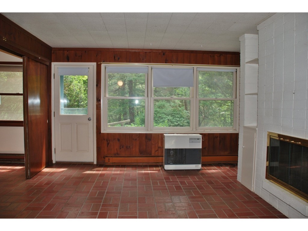 187 Woodbine Road Shelburne, VT 05482 - Photo 8 of 36 Gallery Image 8