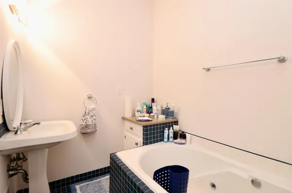 $699,900 | 2870 South Riverside Drive, Beloit, WI 53511