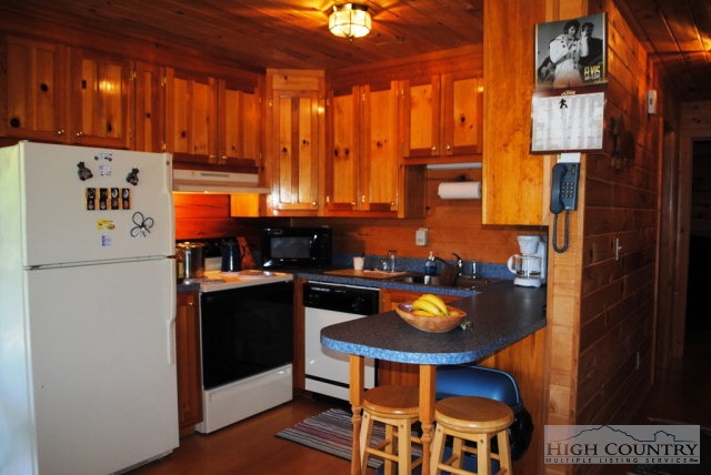 2031 Bald Knob Road Sparta, NC 28675 - Photo 2 of 37