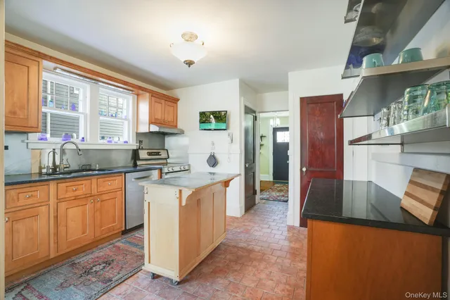 $375,000 | 31 Wilson Boulevard, Poughkeepsie, NY 12603