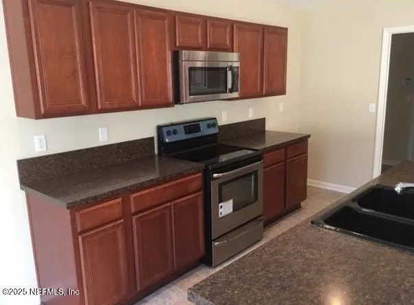 $1,958 | 3852 Marsh Bluff Drive, Jacksonville, FL 32226