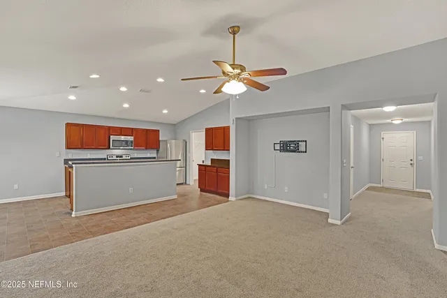 $1,958 | 3852 Marsh Bluff Drive, Jacksonville, FL 32226