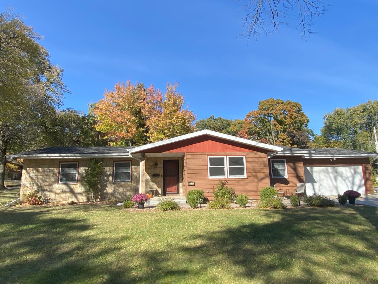6018 Piping Rock Road Madison, WI 53711 - Photo 1 of 1 Gallery Image 1