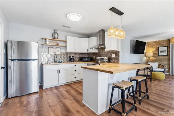 $2,450 | 1900 La Vista Avenue, McAllen, TX 78501