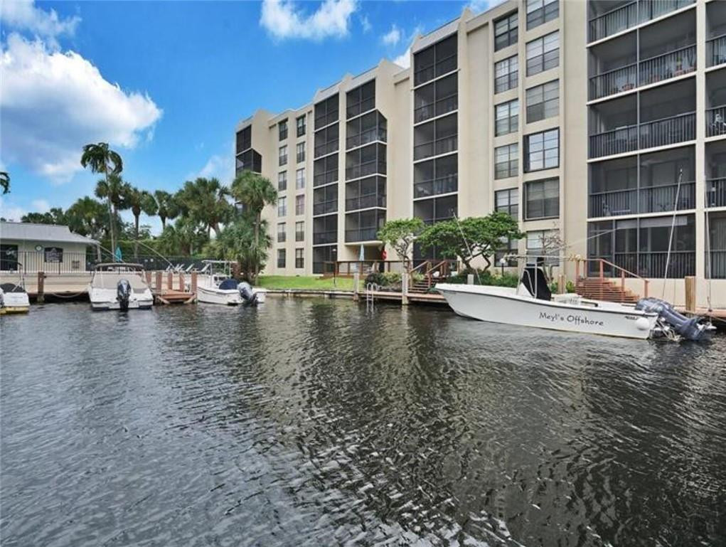 21 Royal Palm Way, Unit 202 Boca Raton, FL 33432 - Photo 18 of 20 Photo 18