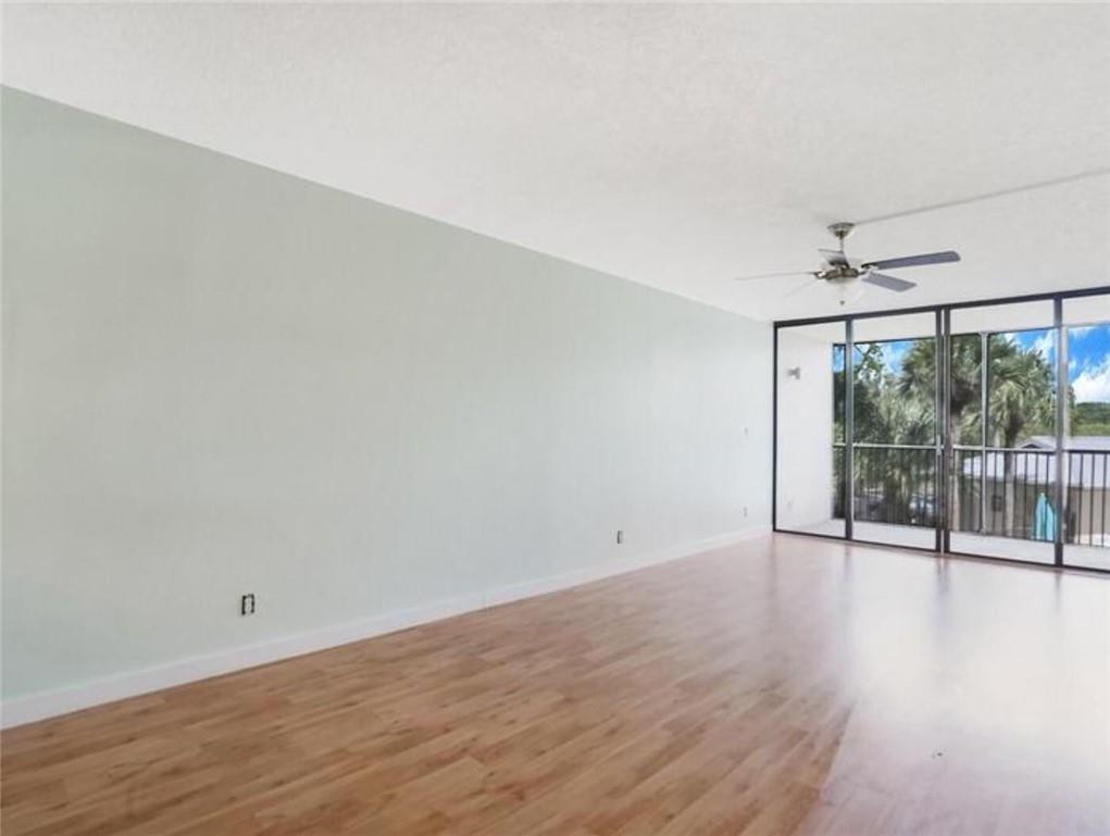 21 Royal Palm Way, Unit 202 Boca Raton, FL 33432 - Photo 7 of 20 Photo 7