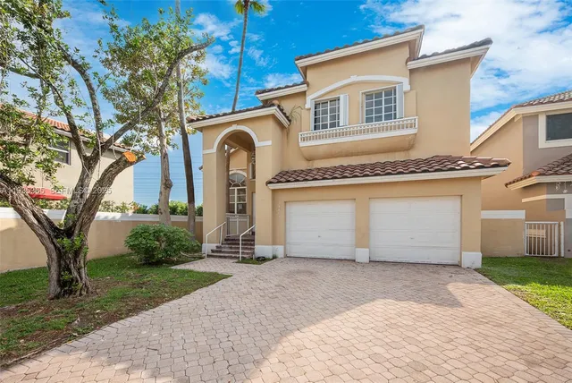 $749,900 | 14803 Cascada Boulevard, Miami, FL 33186