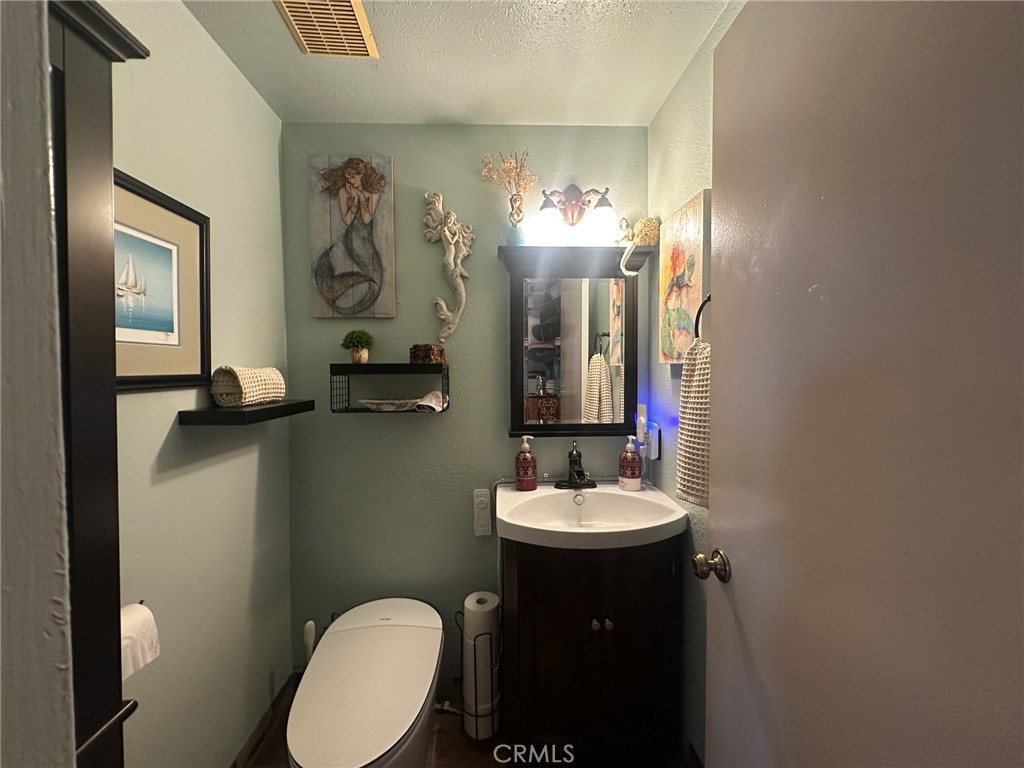 5246 St George Road Westminster, CA 92683 - Photo 15 of 29 Downstairs bathroom