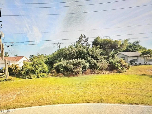 $22,000 | 11481 Gulfstream Boulevard, Port Charlotte, FL 33981