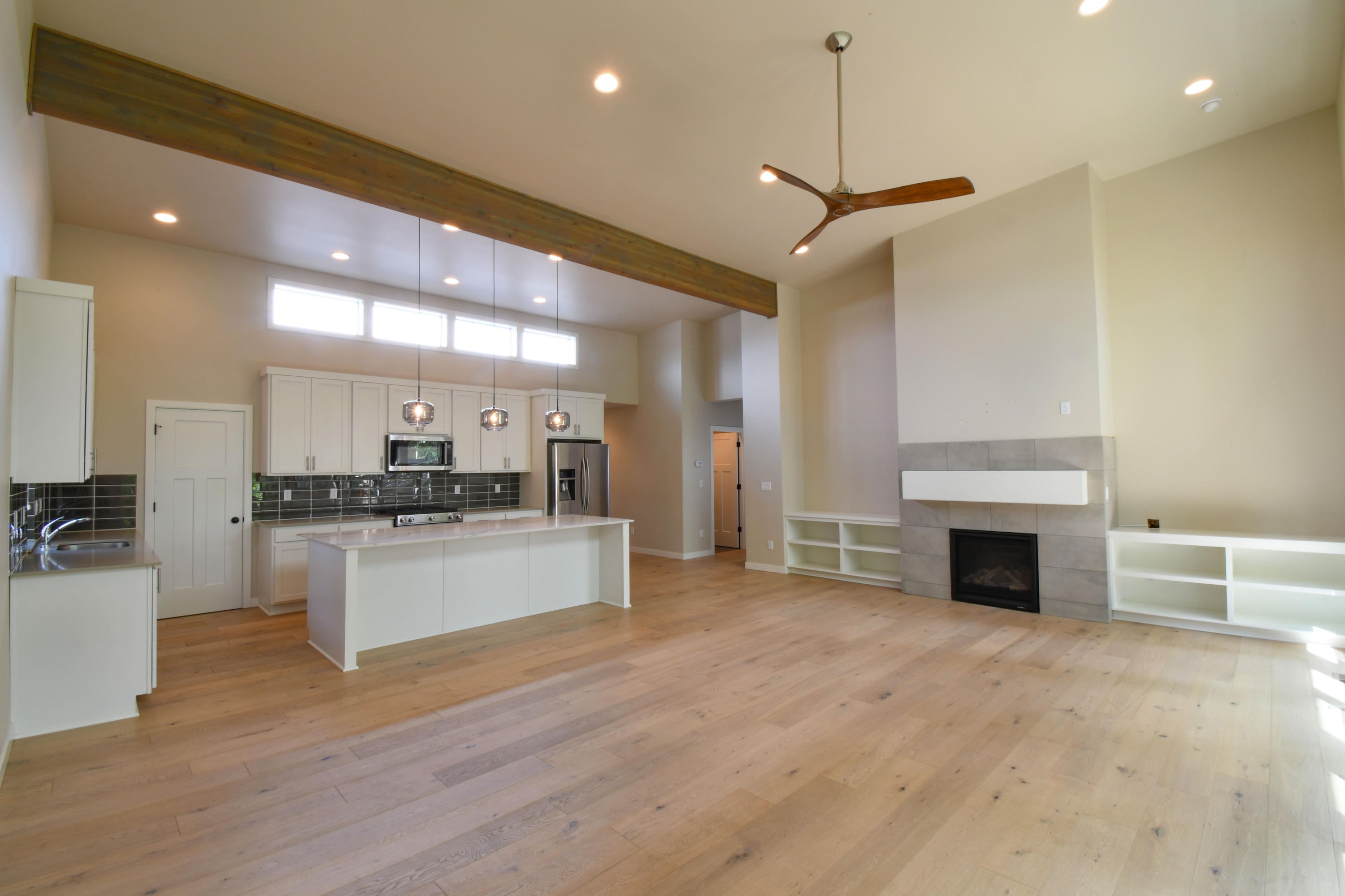 63157 Iner Loop Bend, OR 97701 - Photo 3 of 24 Kitchen_Living Area 1
