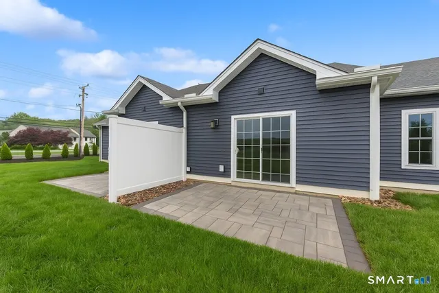 $389,900 | 210 Munson Road, Unit 2G, Wolcott, CT 06716