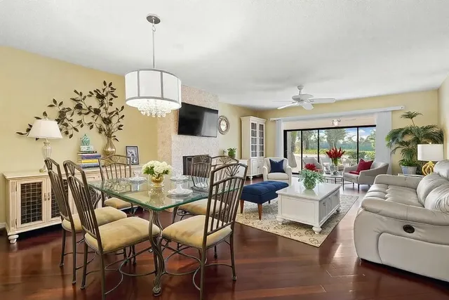 $249,900 | 603 Laconia Circle, Lake Worth, FL 33467