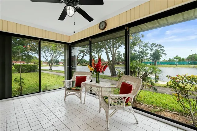 $249,900 | 603 Laconia Circle, Lake Worth, FL 33467