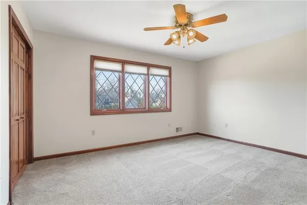 $439,900 | 711 Montclair Drive, New Kensington, PA 15068