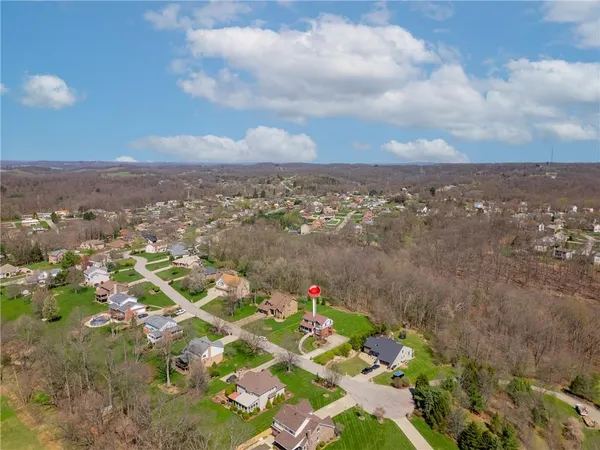 $439,900 | 711 Montclair Drive, New Kensington, PA 15068