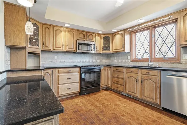 $439,900 | 711 Montclair Drive, New Kensington, PA 15068