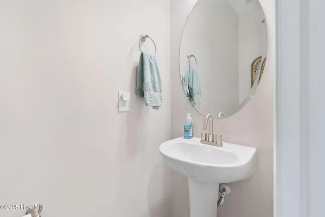 $357,900 | 8 Sanford Lane, Dunn, NC 28334