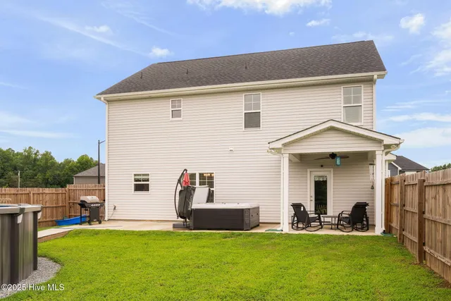 $357,900 | 8 Sanford Lane, Dunn, NC 28334