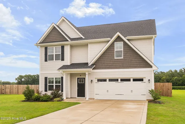 $357,900 | 8 Sanford Lane, Dunn, NC 28334
