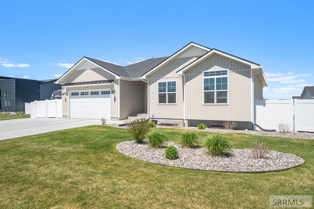 3877 East Pepperwood Lane Rigby, ID 83442 - Photo 2 of 56