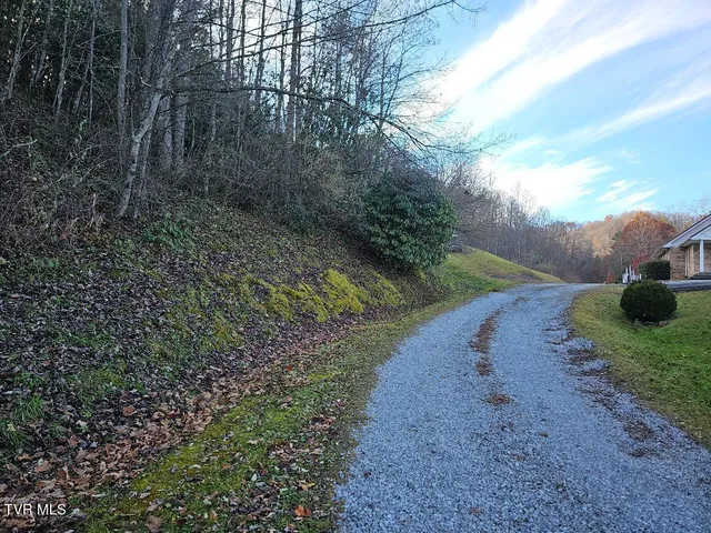 $39,000 | 0 Country Meadow Drive, Norton, VA 24273